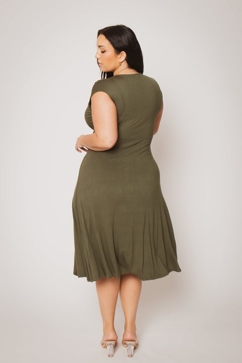 Plus Size Classic Curve Midi - Olive