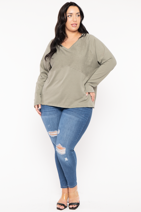 Plus Size Raglan Boxy Sweater  - Olive